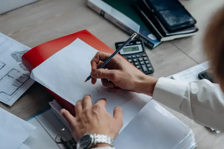 Jak sprawdzić zadłużenie w BIK i uniknąć finansowych kłopotów